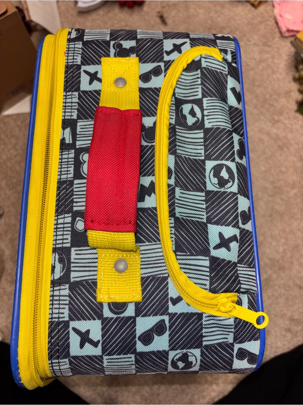 Vintage American Tourister Kids Mickey Mouse Red Travel Carry-On - Picture 6 of 11